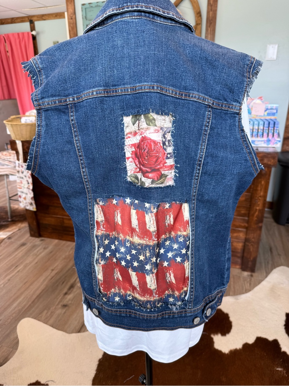 Sleeveless Denim Patchback Vest with Flag & Rose Detail - Blue